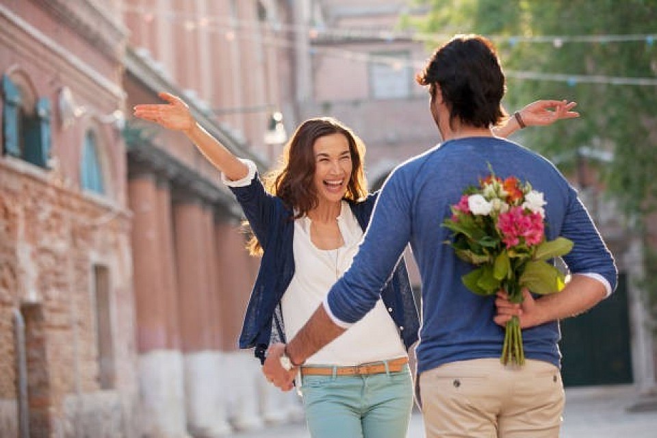 Comment jeter un sort d'amour à quelqu'un grâce au puissant voyant Dovi